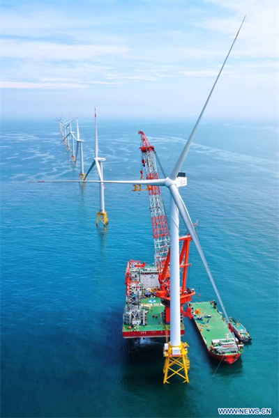 L'éolienne offshore de 16 mégawatts mise en service au large de la c?te est de la Chine