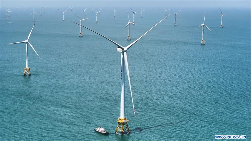 L'éolienne offshore de 16 mégawatts mise en service au large de la c?te est de la Chine