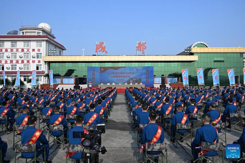 La Force aérienne chinoise a recruté les meilleurs cadets de son histoire en 2023