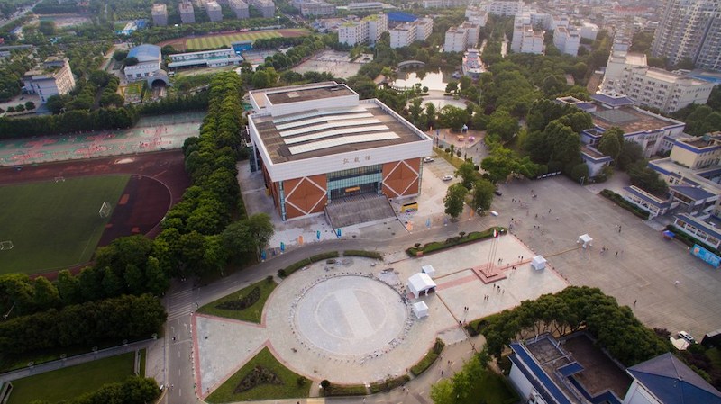 Regard sur les lieux de l'Universiade de Chengdu