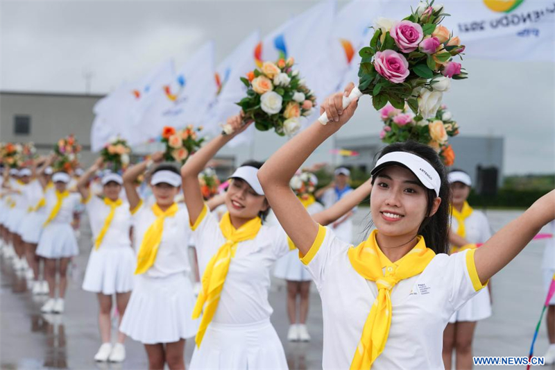 Arrivée du président du Guyana à Chengdu pour les Jeux mondiaux universitaires de la FISU