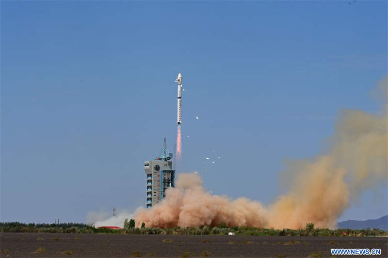 La Chine lance un satellite Fengyun-3