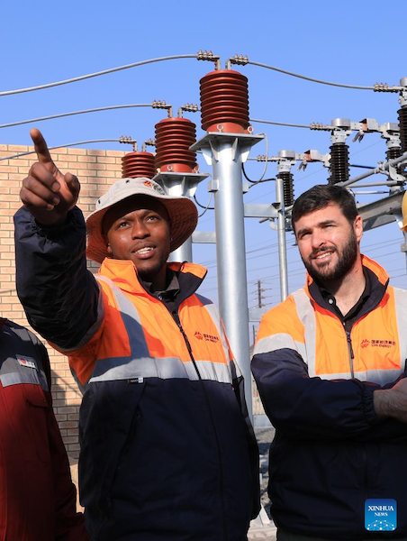 Un projet éolien chinois en Afrique du Sud profite à la communauté locale