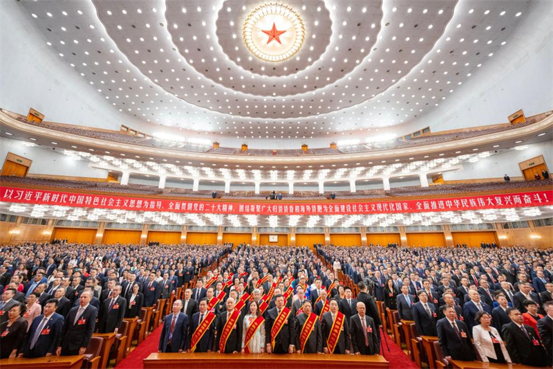 Les hauts dirigeants chinois assistent au congrès national des ressortissants chinois de retour dans la patrie