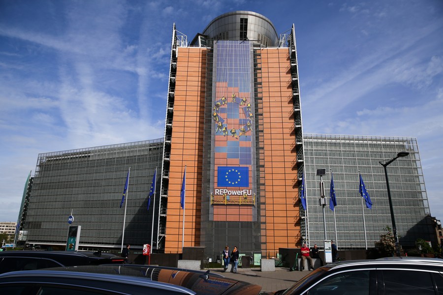 Photo prise le 6 mai 2023 montrant le batiment du siège de la Commission européenne à Bruxelles, en Belgique. (Xinhua/Zheng Huansong)