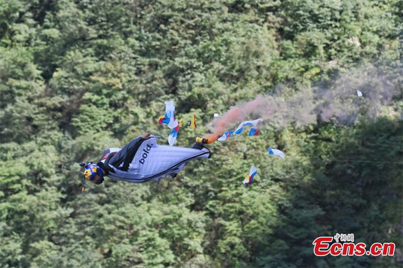 La province du Hunan a accueilli le Championnat du monde de vol en wingsuit 2023