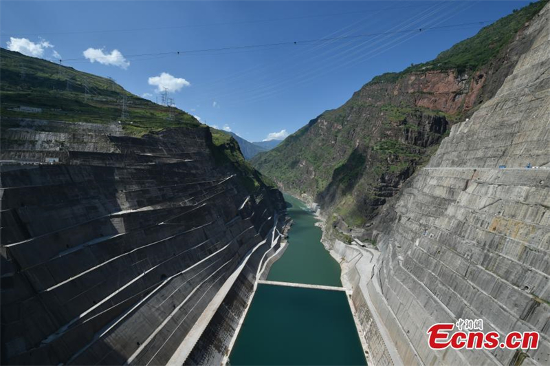 La centrale hydroélectrique de Baihetan, le plus grand corridor d'énergie propre au monde