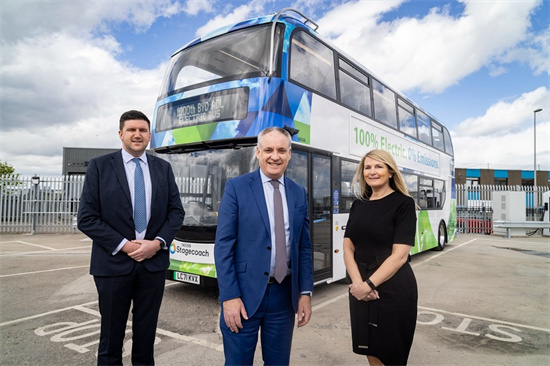 Le 27 mai 2022, le 1000e autobus entièrement électrique, construit conjointement par le constructeur automobile chinois BYD et son partenaire, Alexander Dennis Limited (ADL), le premier fabricant britannique d'autobus et d'autocars, a été livré à Stagecoach, une société de transport public britannique. (Photo / Site officiel de BYD)