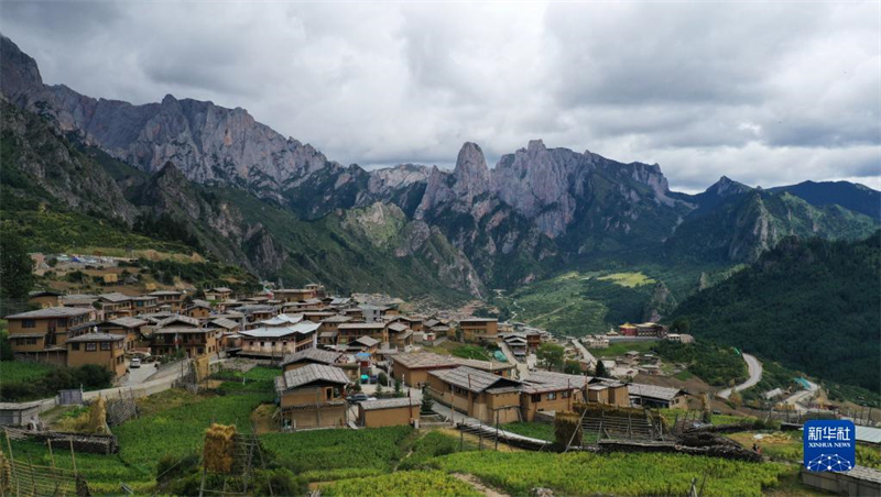 Le village de Zhagana a re?u le titre de ? Meilleur village touristique ?