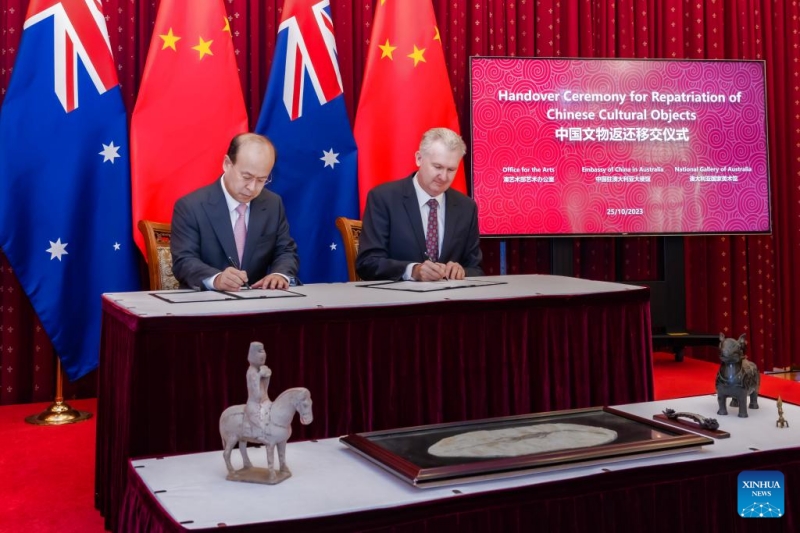 L'Australie restitue cinq objets culturels à la Chine