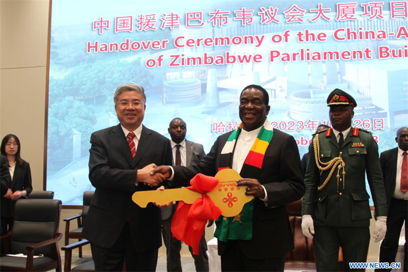 La Chine livre au Zimbabwe le nouveau batiment du parlement