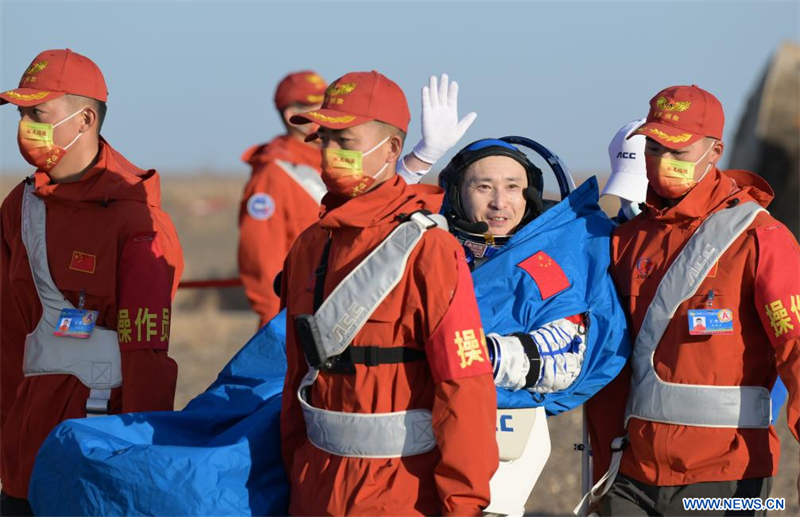 Chine : retour en toute sécurité des astronautes de Shenzhou-16