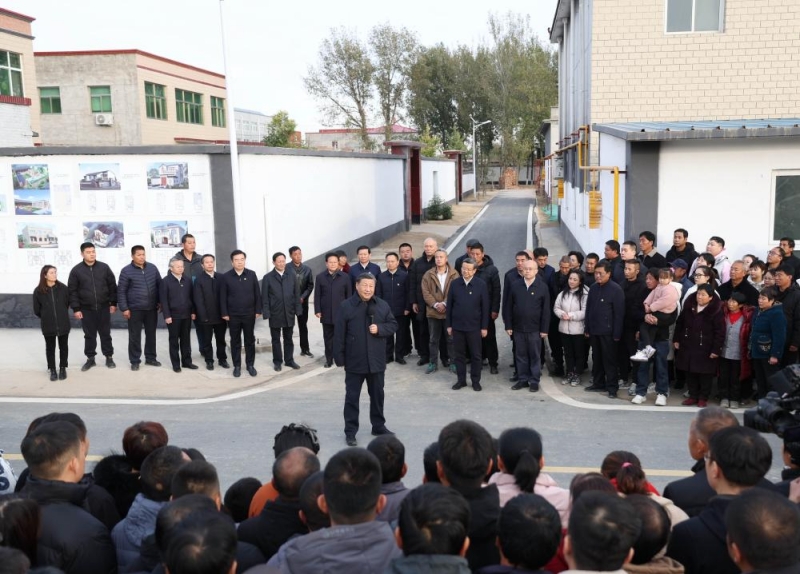 Xi Jinping inspecte la reconstruction après les inondations à Beijing et au Hebei