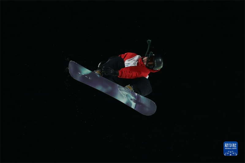 Les stars du snowboard Su Yiming et Anna Gasser triomphent en big air à la Coupe du monde FIS