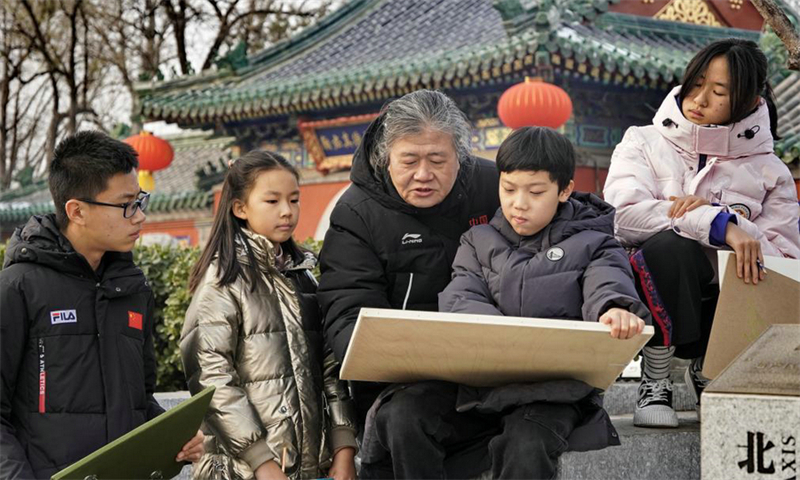 La fabrication de pigments pour la peinture traditionnelle de Beijing fait partie du patrimoine culturel immatériel