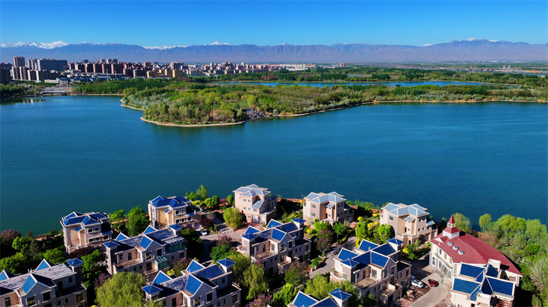 Gansu : les magnifiques paysages de zones humides de Zhangye au début de l'été