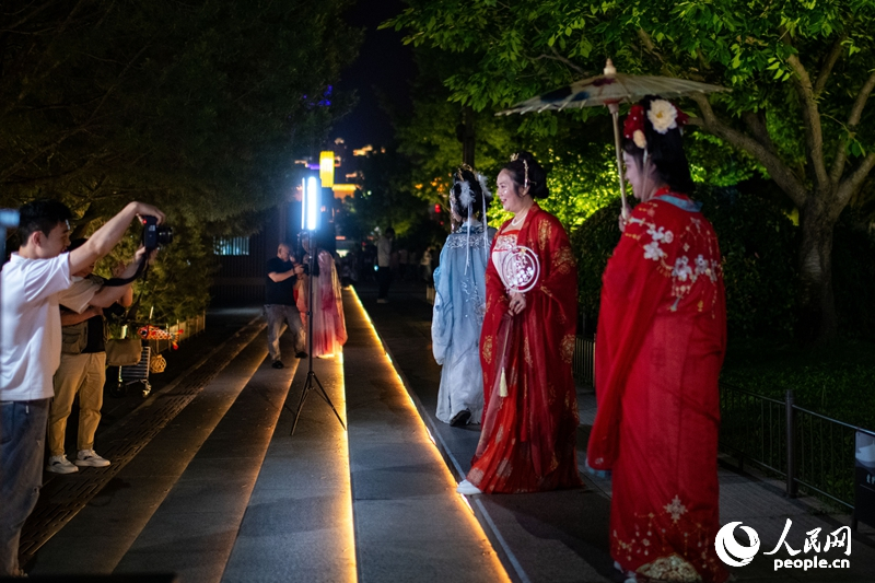 Shaanxi : comme la ville de Xi'an est belle la nuit !