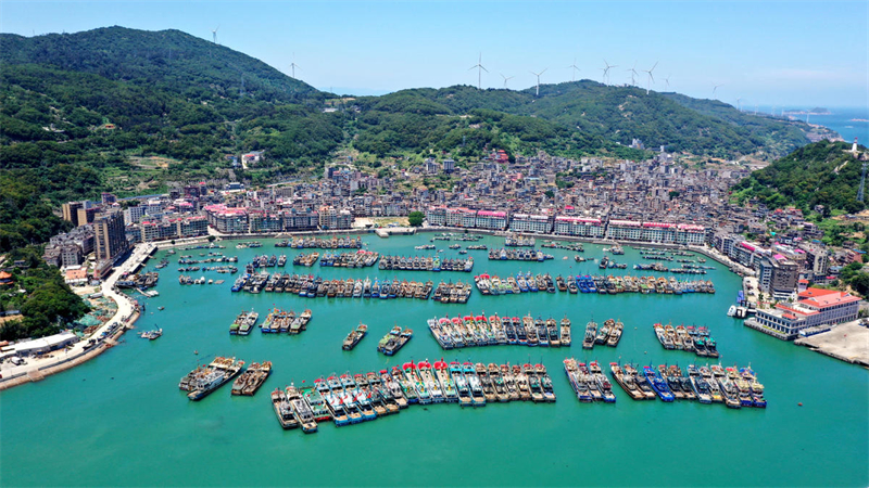 Fujian : le pittoresque port de pêche de Fuzhou en été