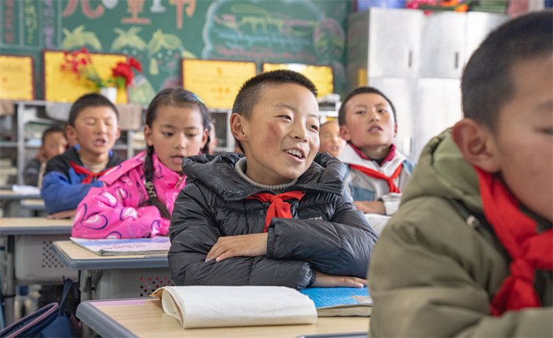 Xizang : l'école primaire d'aide de Bange, ? la plus proche du ciel ?