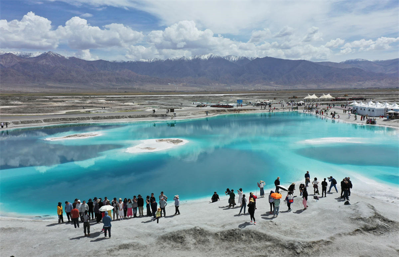 Qinghai : la beauté du lac Feicui à Dachaidan