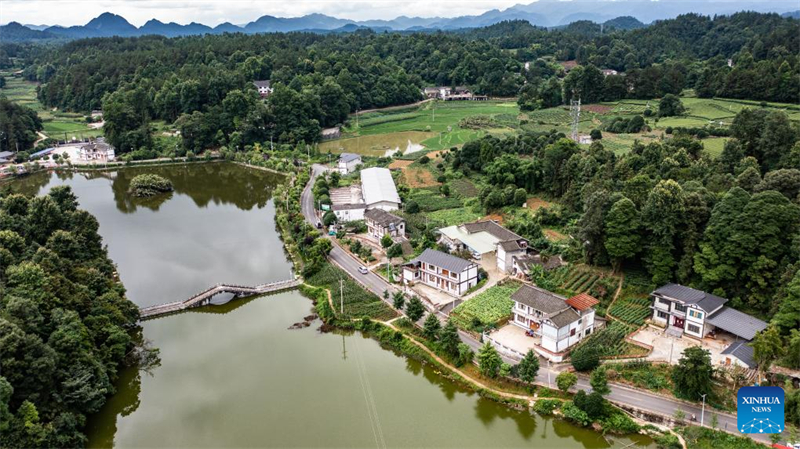 Guizhou : le réseau routier rural provincial s'est considérablement amélioré au cours de la dernière décennie