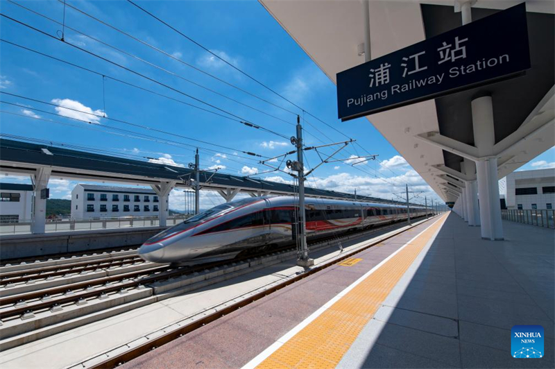 Zhejiang : lancement d'une nouvelle ligne à grande vitesse Hangzhou-Wenzhou pour renforcer l'intégration du delta du Yangtsé