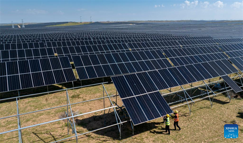 Ningxia : les énergies nouvelles injectent une nouvelle vitalité dans la ville de Lingwu