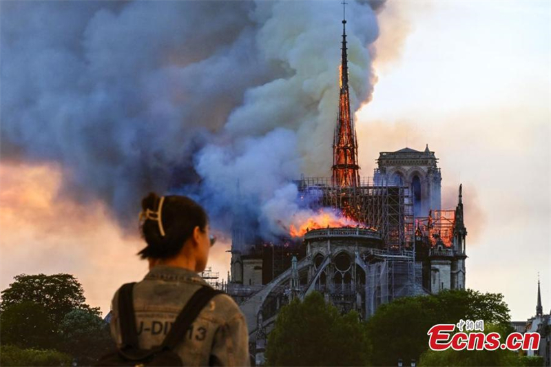 Ouverture d'une exposition sur Notre-Dame de Paris à Beijing