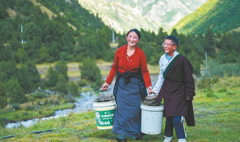 Xizang : le summum de l'apprentissage dans une école à 4 000 mètres d’altitude à Nyingchi