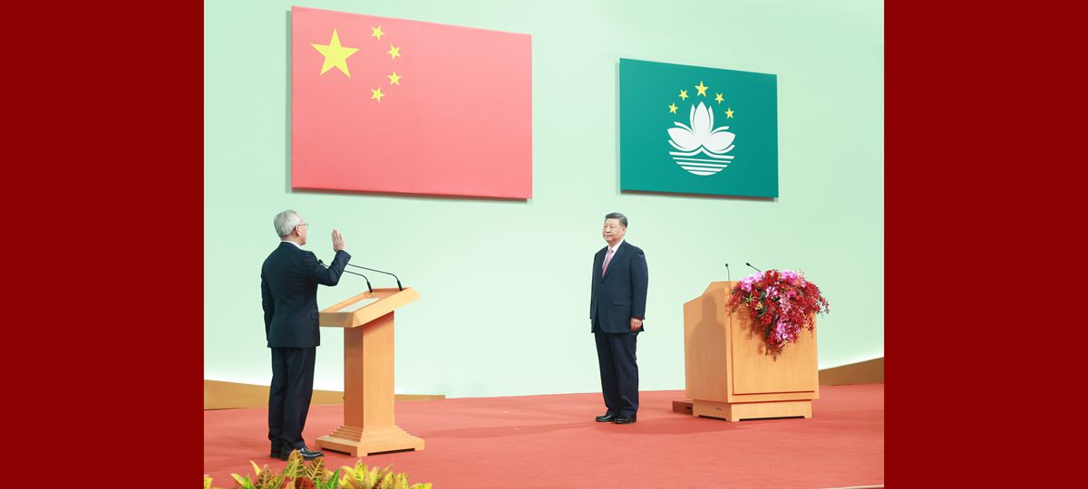 Xi Jinping fait prêter serment au nouveau chef de l'exécutif de la RAS de Macao