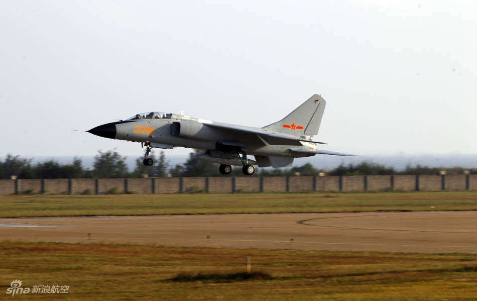 Aper?u des avions chinois les plus en vogue au salon de l'aéronautique en Chine: 