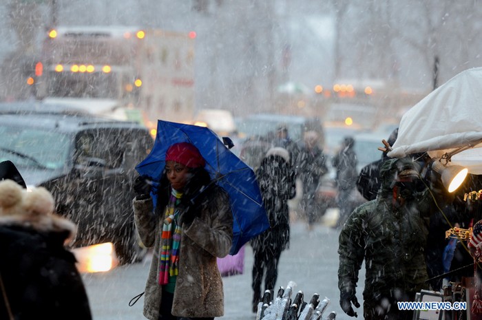 Etats-Unis : tempête de neige à New York (2)