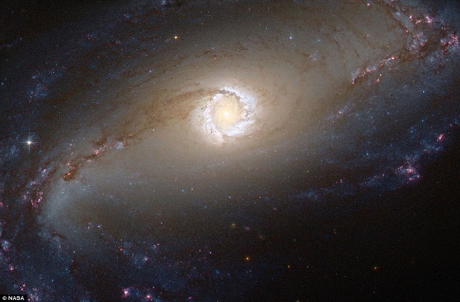 NASA : des galaxies merveilleuses photographiées par le télescope Hubble (11)