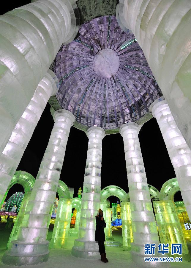 Le festival de glace et de neige de Harbin ouvre ses portes (3)