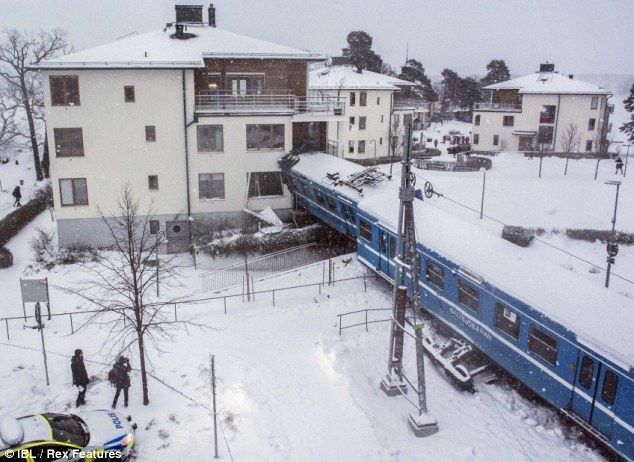 Suède : un accident de train causé par une femme de ménage à Stockholm (4)