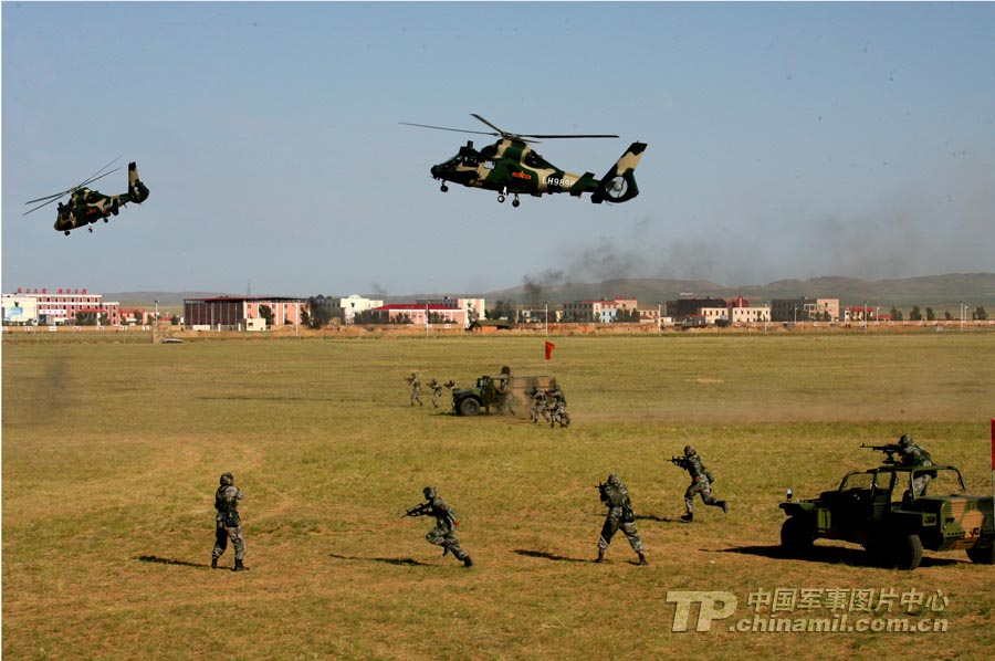 Chine : le plus grand terrain d'entra?nement militaire (5)