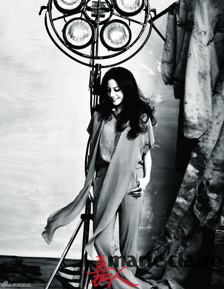 L'actrice Zhao Wei pose pour un magazine  (2)