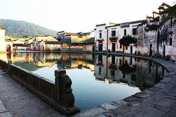 L'ancien village de Hongcun dans le sud de l'Anhui 