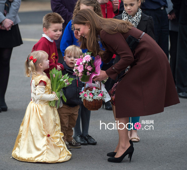 Kate Middleton attend une fille ! (9)