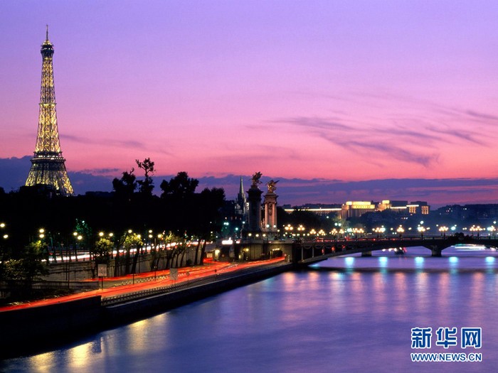 Un voyage romantique à Paris.