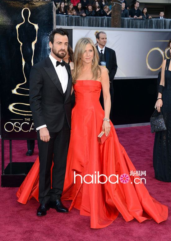 La robe de mariée de Jennifer Aniston sera signée Valentino ?