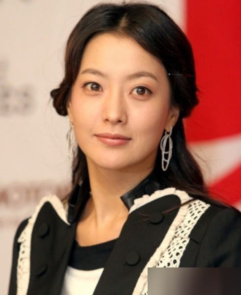 10. Kim Hee Seon