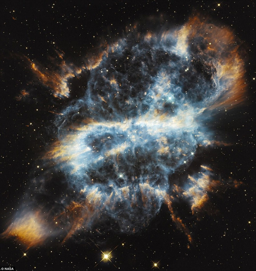 Photos de galaxies réalisées par le télescope Hubble (9)