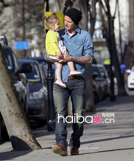 Une Harper Seven Beckham, deux styles (3)