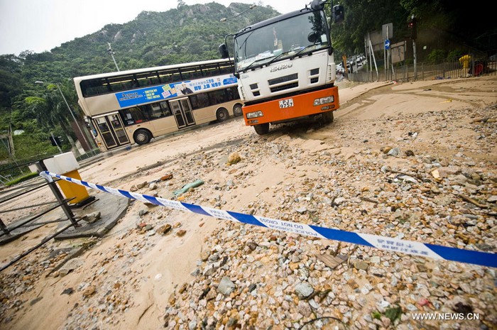 Hong Kong paralysée par de fortes pluies