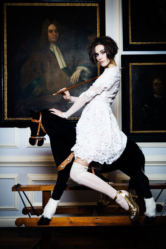 Keira Knightley pose pour Vogue (2)