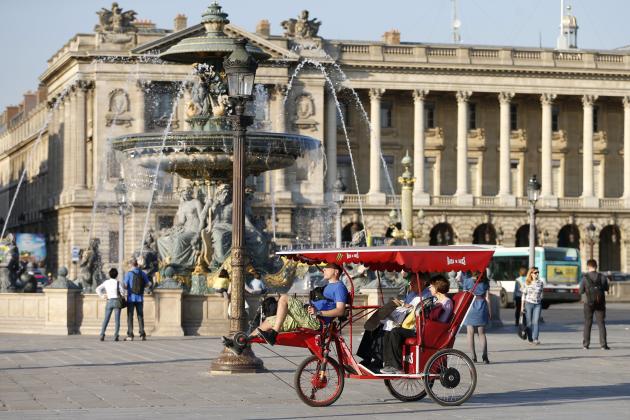 1 FranceNombre de visiteurs : 81 400 000Principaux p?les d'attraction : gastronomie, vin rouge, objets d'art, culture