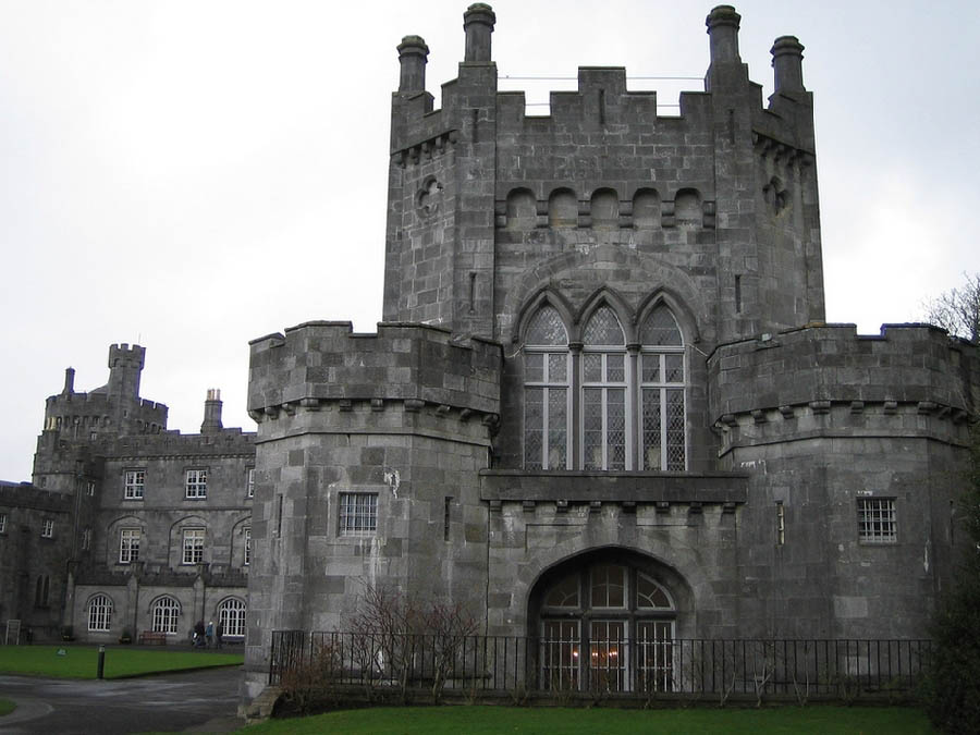 Le chateau de Kilkenny, en Irlande. Construit en 1195 par William Marshal, il est maintenant utilisé pour les réunions et les cérémonies de remise de dipl?mes.