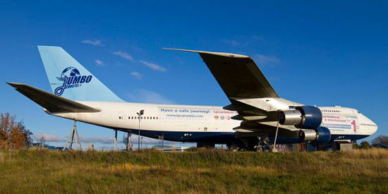 Jumbo Hostel, un Boeing 747 converti en h?tel (4)