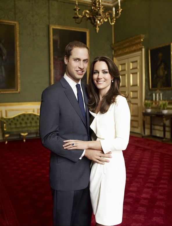 La photo officielle de Kate et William annon?ant leurs fian?ailles